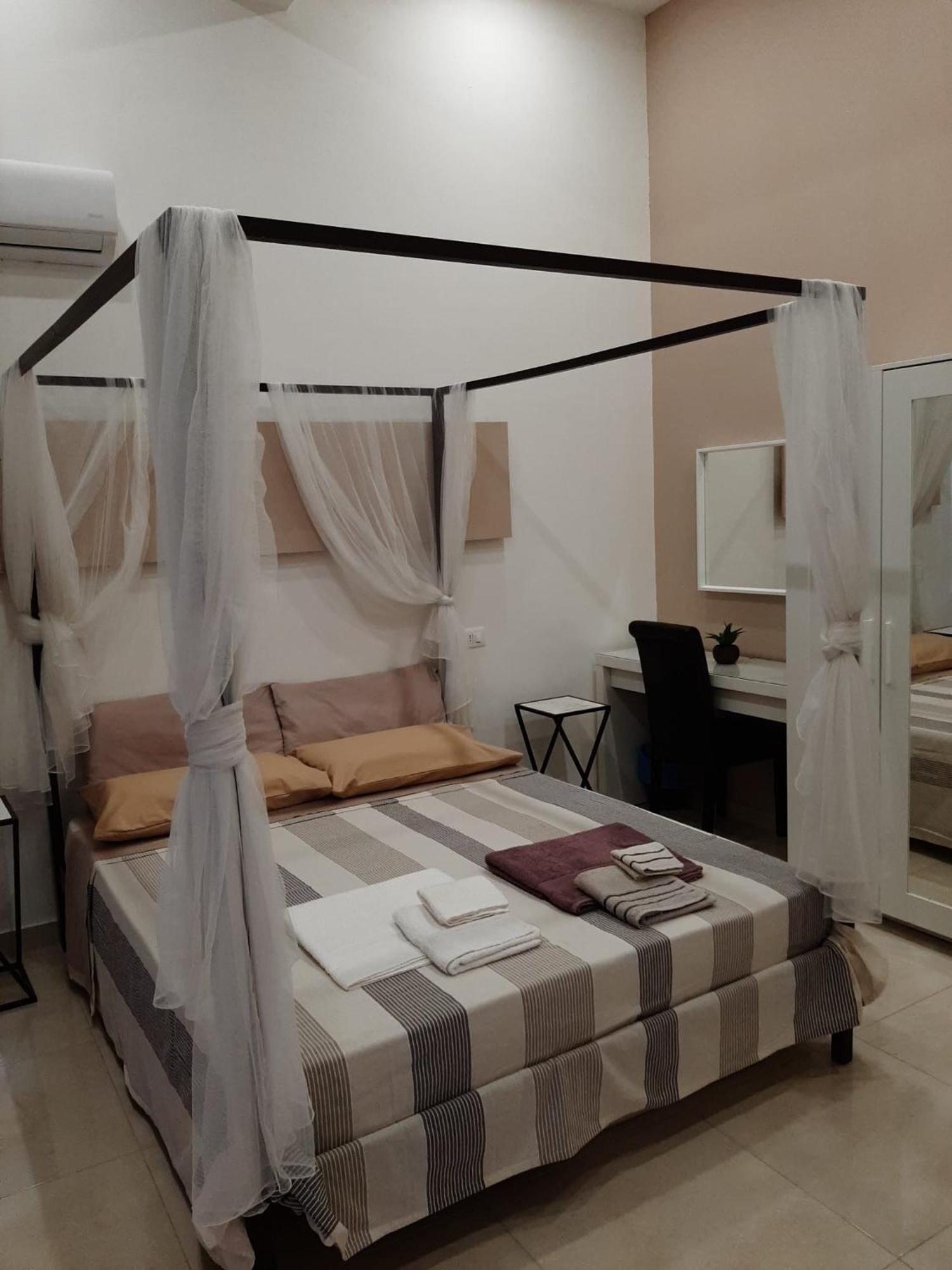 Relais Torre Gloria Panzió Nápoly Kültér fotó